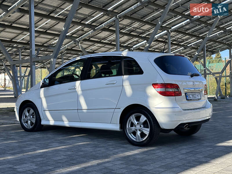 Хетчбек Mercedes-Benz B-Class 2010 в Львові фото 10 Хетчбек Mercedes-Benz B-Class 2010 в Львові