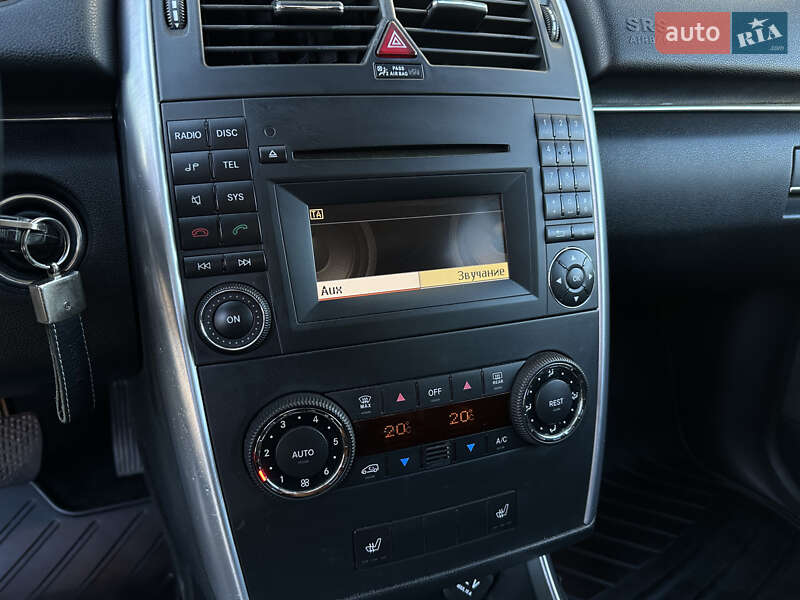 Хетчбек Mercedes-Benz B-Class 2010 в Львові фото 22 Хетчбек Mercedes-Benz B-Class 2010 в Львові