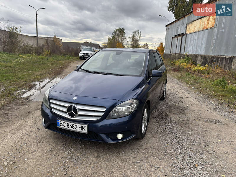 Хэтчбек Mercedes-Benz B-Class 2012 в Ровно фото 2 Хэтчбек Mercedes-Benz B-Class 2012 в Ровно