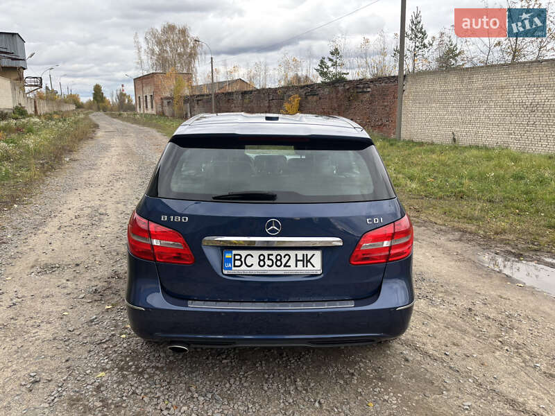 Хэтчбек Mercedes-Benz B-Class 2012 в Ровно фото 5 Хэтчбек Mercedes-Benz B-Class 2012 в Ровно
