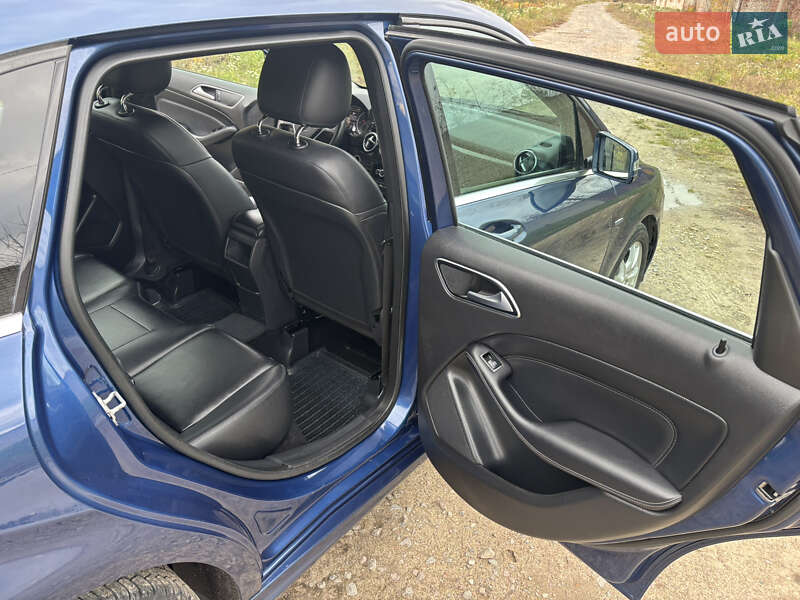 Хэтчбек Mercedes-Benz B-Class 2012 в Ровно фото 17 Хэтчбек Mercedes-Benz B-Class 2012 в Ровно