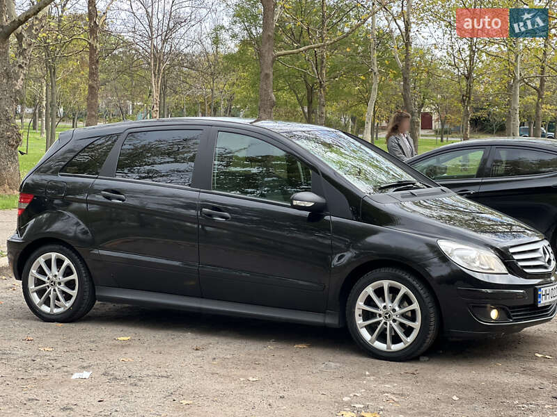 Хэтчбек Mercedes-Benz B-Class 2006 в Николаеве фото 5 Хэтчбек Mercedes-Benz B-Class 2006 в Николаеве