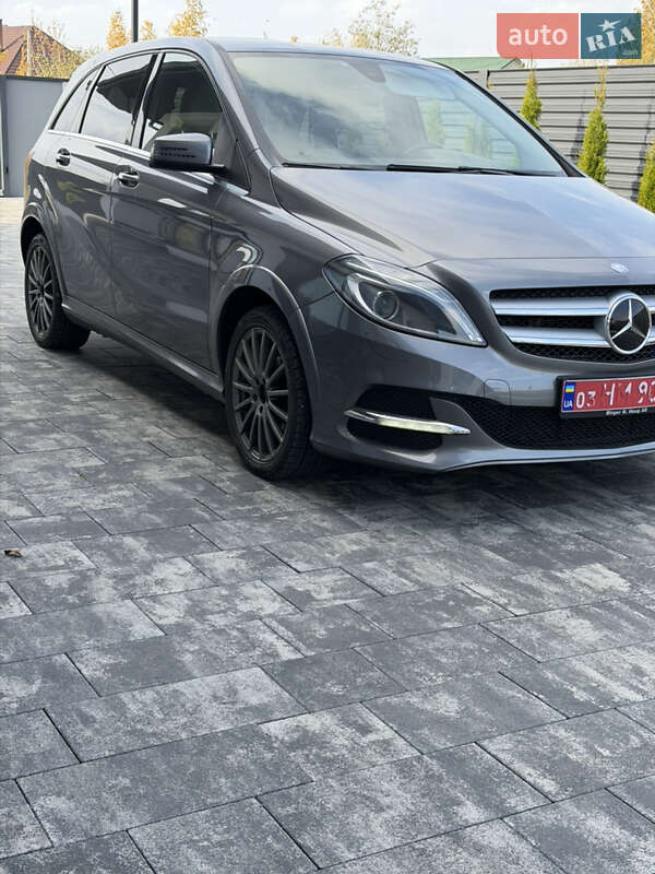 Хэтчбек Mercedes-Benz B-Class 2015 в Ковеле фото 5 Хэтчбек Mercedes-Benz B-Class 2015 в Ковеле