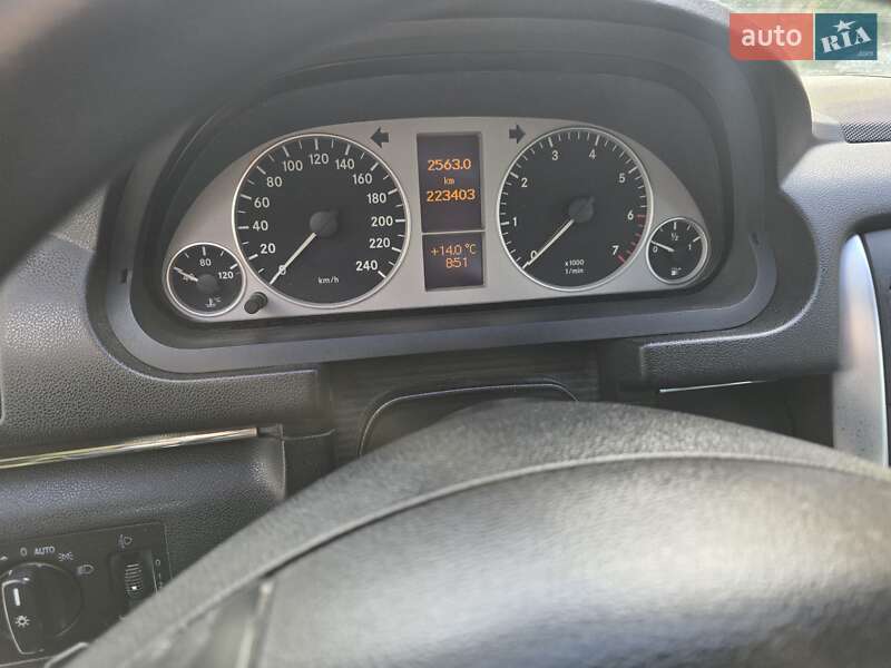 Хэтчбек Mercedes-Benz B-Class 2005 в Ивано-Франковске фото 14 Хэтчбек Mercedes-Benz B-Class 2005 в Ивано-Франковске