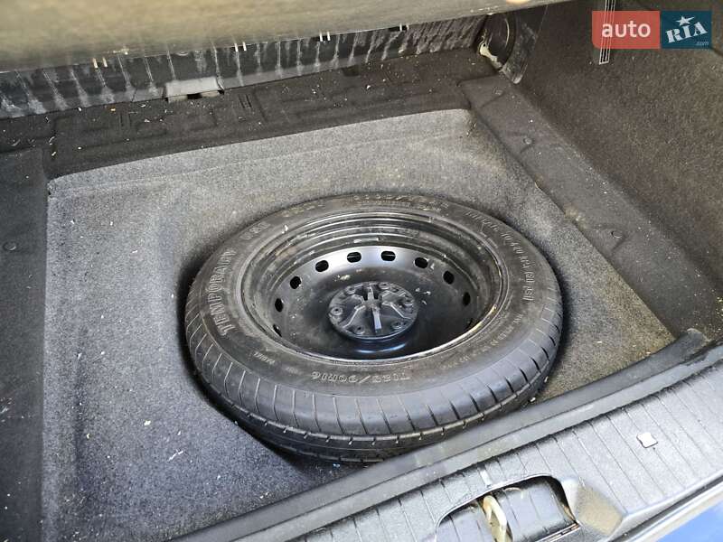 Хэтчбек Mercedes-Benz B-Class 2005 в Ивано-Франковске фото 30 Хэтчбек Mercedes-Benz B-Class 2005 в Ивано-Франковске