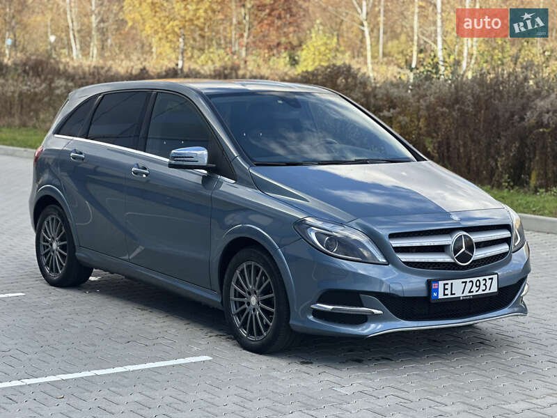 Хетчбек Mercedes-Benz B-Class 2015 в Львові фото 11 Хетчбек Mercedes-Benz B-Class 2015 в Львові