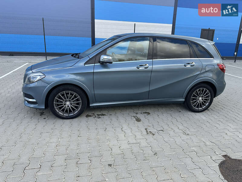 Хетчбек Mercedes-Benz B-Class 2015 в Львові фото 30 Хетчбек Mercedes-Benz B-Class 2015 в Львові