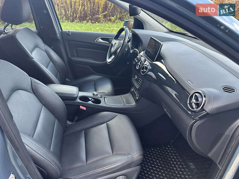 Хетчбек Mercedes-Benz B-Class 2015 в Львові фото 37 Хетчбек Mercedes-Benz B-Class 2015 в Львові
