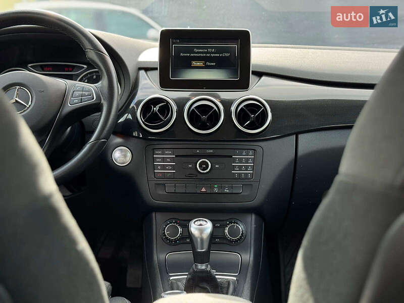 Хетчбек Mercedes-Benz B-Class 2017 в Вінниці фото 42 Хетчбек Mercedes-Benz B-Class 2017 в Вінниці