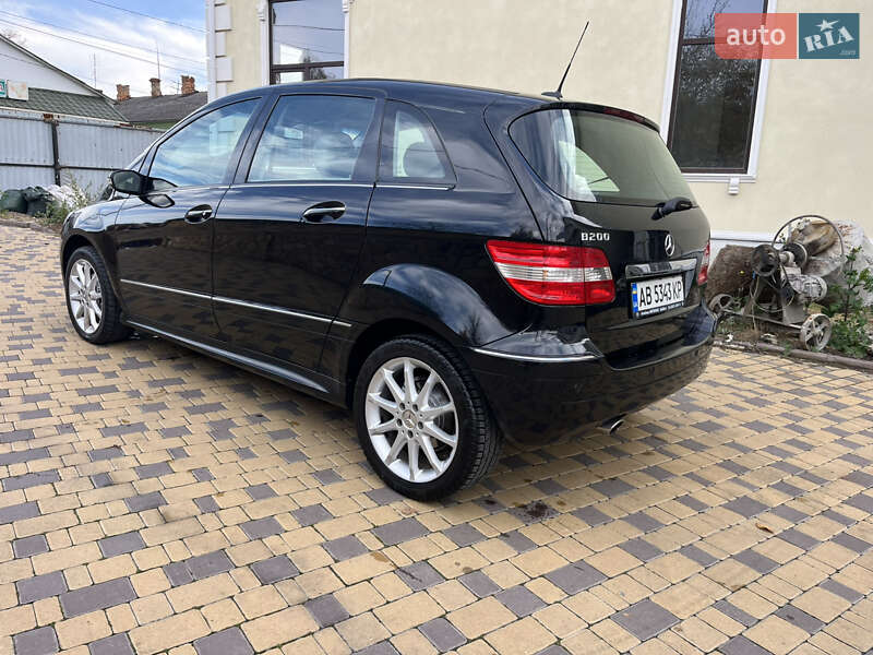 Хэтчбек Mercedes-Benz B-Class 2005 в Могилев-Подольске