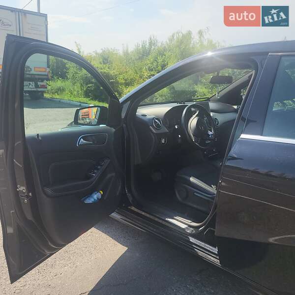 Хэтчбек Mercedes-Benz B-Class 2014 в Черновцах