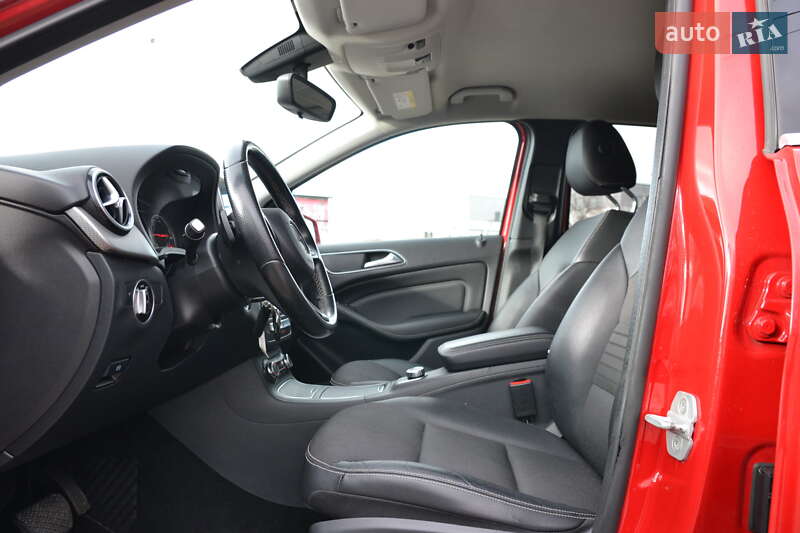 Хэтчбек Mercedes-Benz B-Class 2015 в Луцке