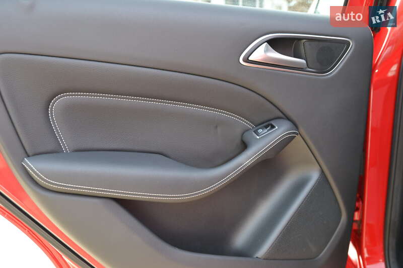 Хэтчбек Mercedes-Benz B-Class 2015 в Луцке