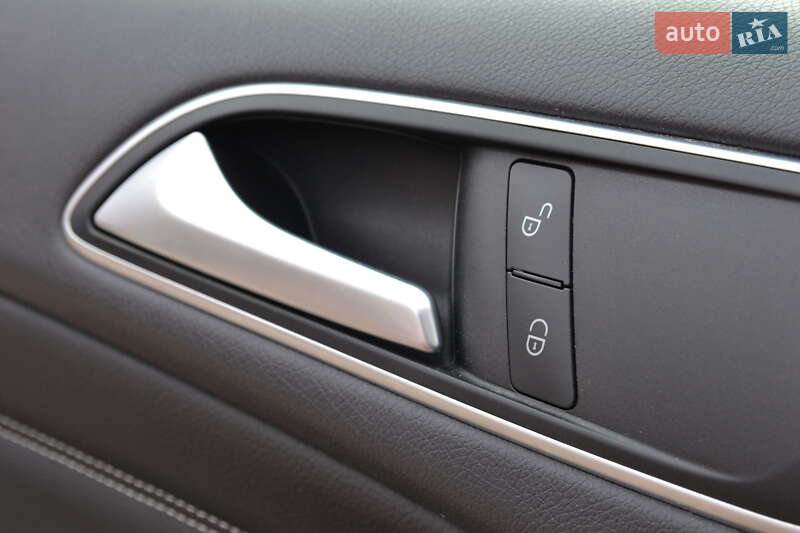 Хэтчбек Mercedes-Benz B-Class 2015 в Луцке