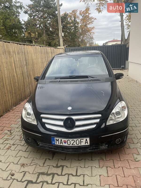 Хетчбек Mercedes-Benz B-Class 2006 в Чернівцях фото 2 Хетчбек Mercedes-Benz B-Class 2006 в Чернівцях