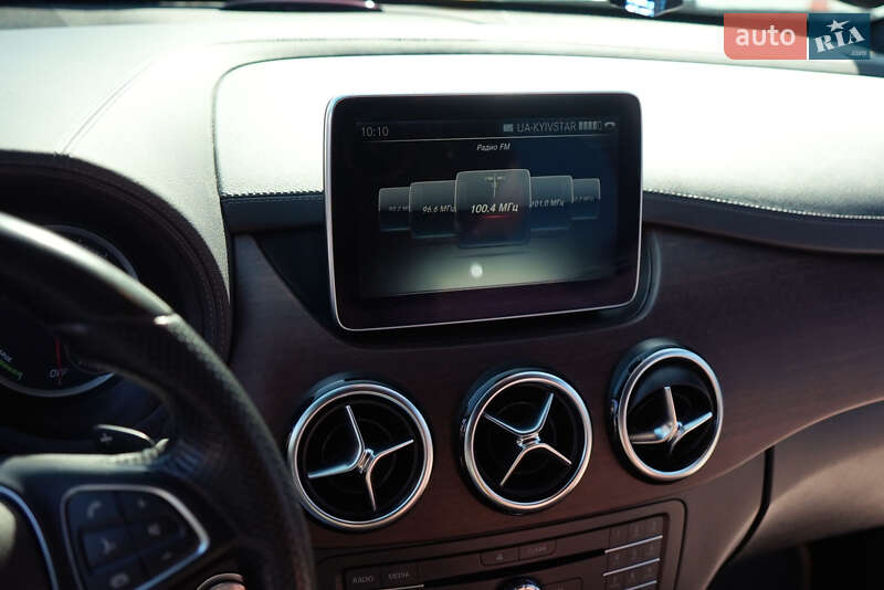 Хэтчбек Mercedes-Benz B-Class 2015 в Одессе