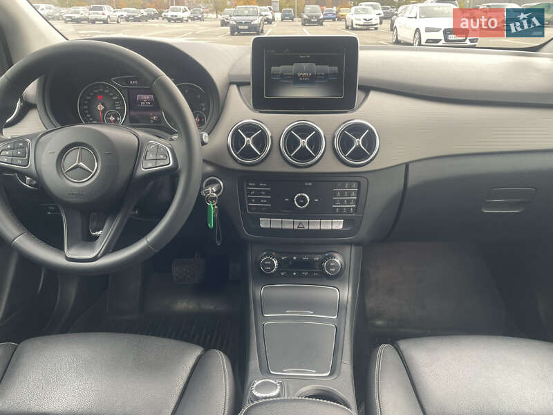 Хэтчбек Mercedes-Benz B-Class 2018 в Киеве фото 10 Хэтчбек Mercedes-Benz B-Class 2018 в Киеве