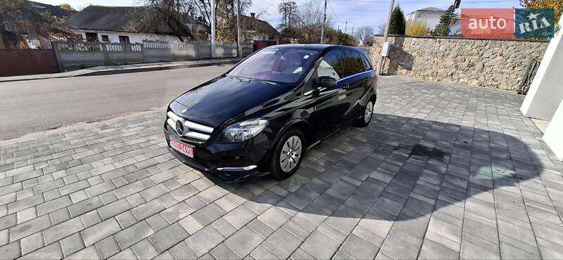 Хэтчбек Mercedes-Benz B-Class 2015 в Остроге