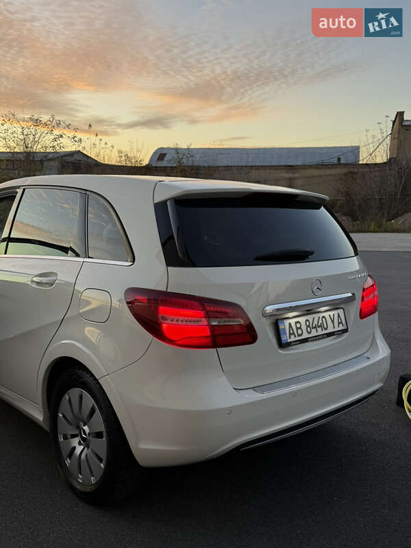 Хэтчбек Mercedes-Benz B-Class 2015 в Виннице фото 34 Хэтчбек Mercedes-Benz B-Class 2015 в Виннице