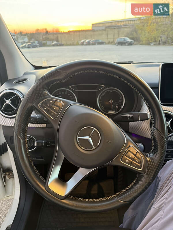 Хэтчбек Mercedes-Benz B-Class 2015 в Виннице фото 49 Хэтчбек Mercedes-Benz B-Class 2015 в Виннице