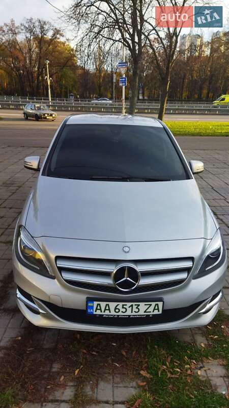 Хэтчбек Mercedes-Benz B-Class 2016 в Киеве