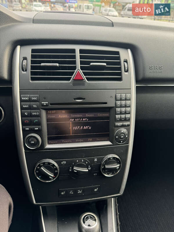 Хетчбек Mercedes-Benz B-Class 2011 в Сарнах фото 15 Хетчбек Mercedes-Benz B-Class 2011 в Сарнах