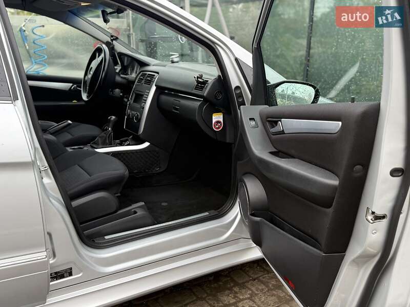 Хетчбек Mercedes-Benz B-Class 2007 в Луцьку фото 5 Хетчбек Mercedes-Benz B-Class 2007 в Луцьку