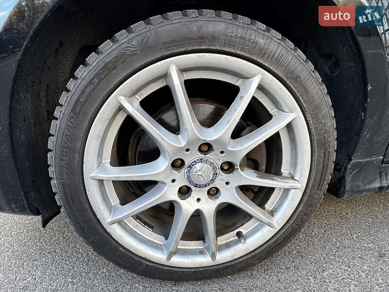 Хетчбек Mercedes-Benz B-Class 2011 в Чернігові