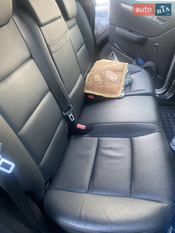 Хэтчбек Mercedes-Benz B-Class 2008 в Киеве фото 30 Хэтчбек Mercedes-Benz B-Class 2008 в Киеве