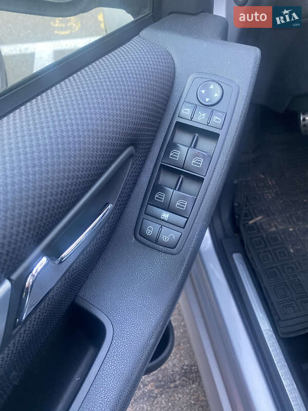 Хэтчбек Mercedes-Benz B-Class 2008 в Киеве фото 35 Хэтчбек Mercedes-Benz B-Class 2008 в Киеве