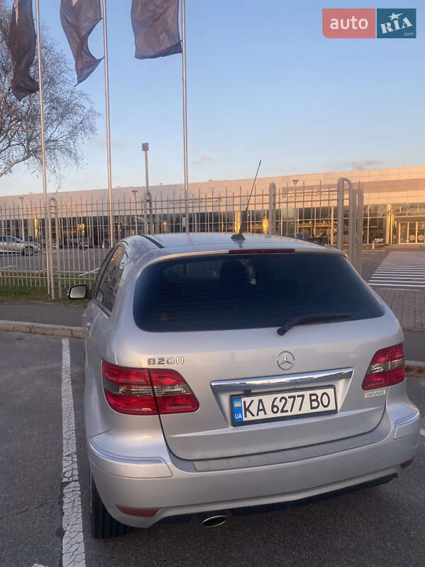 Хэтчбек Mercedes-Benz B-Class 2008 в Киеве фото 3 Хэтчбек Mercedes-Benz B-Class 2008 в Киеве