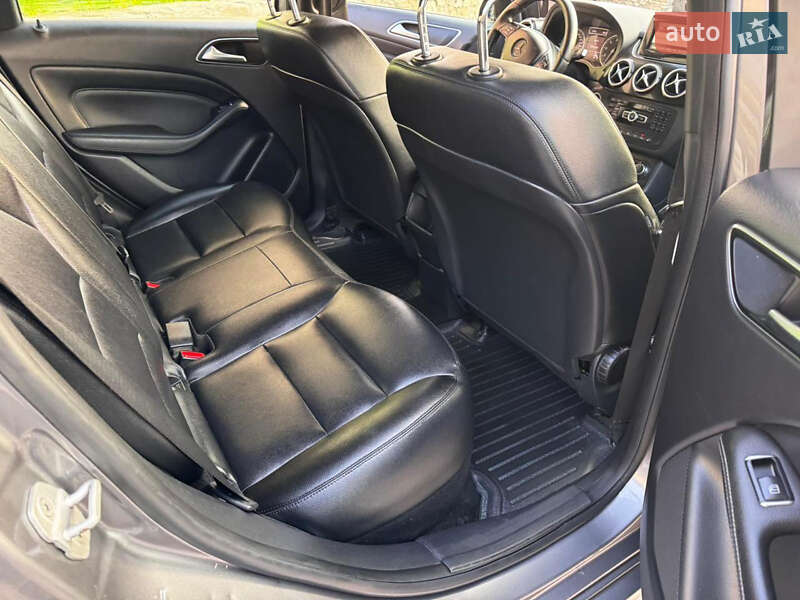 Хетчбек Mercedes-Benz B-Class 2014 в Тернополі фото 15 Хетчбек Mercedes-Benz B-Class 2014 в Тернополі