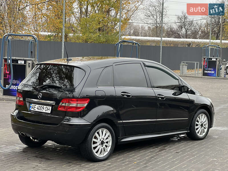 Хэтчбек Mercedes-Benz B-Class 2008 в Днепре фото 3 Хэтчбек Mercedes-Benz B-Class 2008 в Днепре