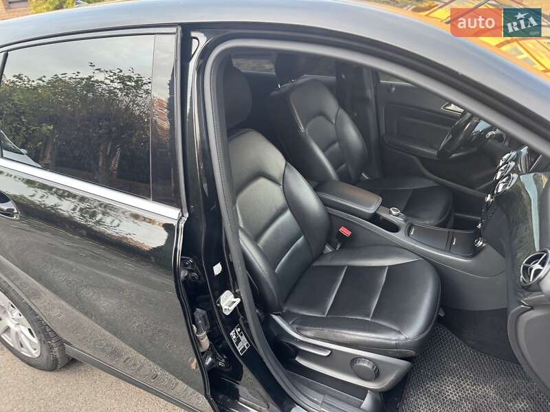 Хэтчбек Mercedes-Benz B-Class 2014 в Киеве фото 20 Хэтчбек Mercedes-Benz B-Class 2014 в Киеве
