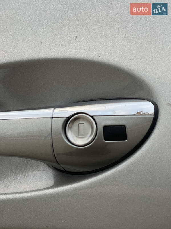 Хетчбек Mercedes-Benz B-Class 2006 в Луцьку фото 51 Хетчбек Mercedes-Benz B-Class 2006 в Луцьку