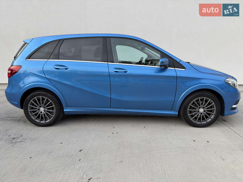 Хэтчбек Mercedes-Benz B-Class 2016 в Луцке фото 5 Хэтчбек Mercedes-Benz B-Class 2016 в Луцке