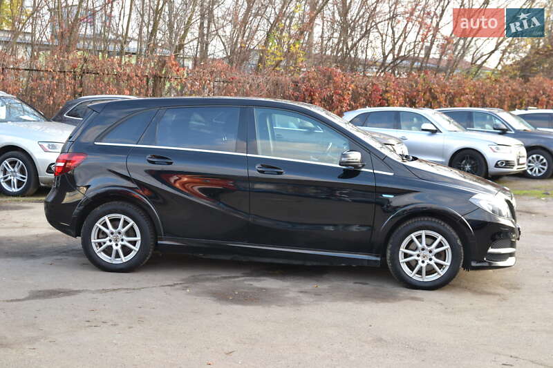 Хетчбек Mercedes-Benz B-Class 2017 в Луцьку фото 6 Хетчбек Mercedes-Benz B-Class 2017 в Луцьку