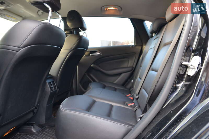 Хетчбек Mercedes-Benz B-Class 2017 в Луцьку фото 20 Хетчбек Mercedes-Benz B-Class 2017 в Луцьку