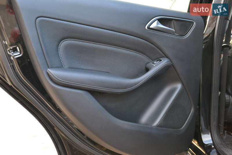 Хетчбек Mercedes-Benz B-Class 2017 в Луцьку фото 21 Хетчбек Mercedes-Benz B-Class 2017 в Луцьку