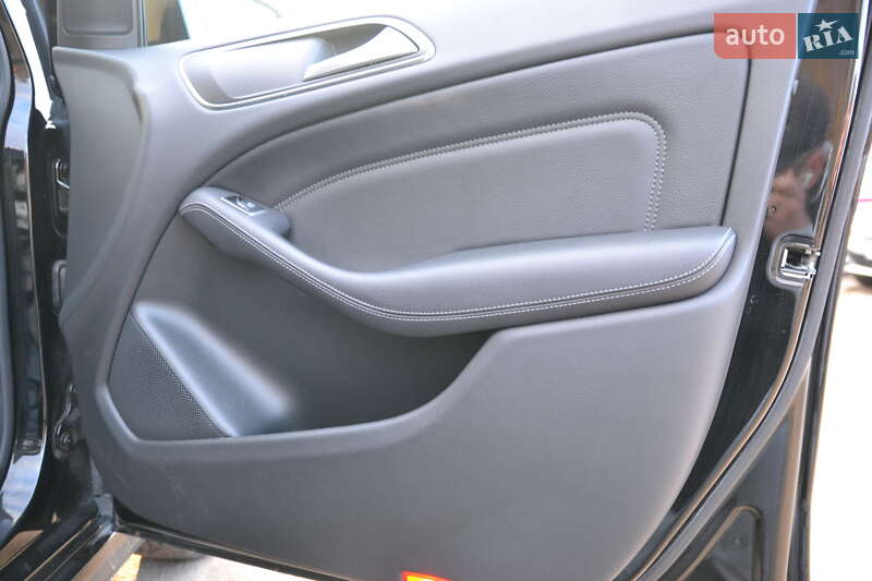 Хетчбек Mercedes-Benz B-Class 2017 в Луцьку фото 27 Хетчбек Mercedes-Benz B-Class 2017 в Луцьку