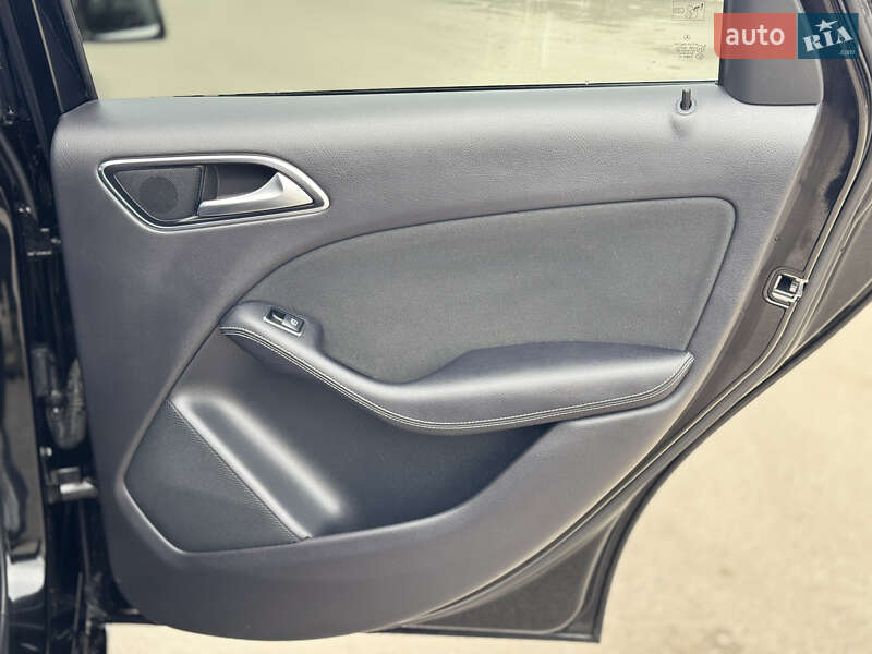 Хэтчбек Mercedes-Benz B-Class 2017 в Каменец-Подольском