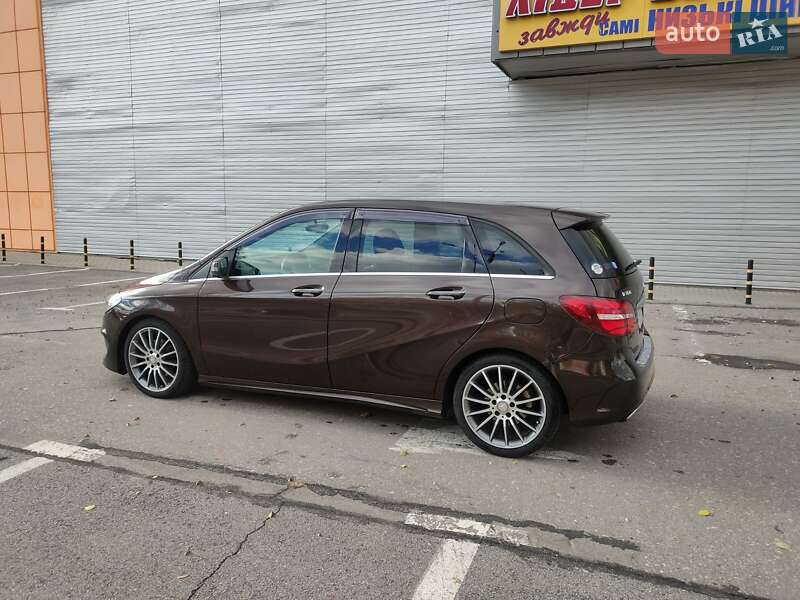 Хэтчбек Mercedes-Benz B-Class 2015 в Киеве