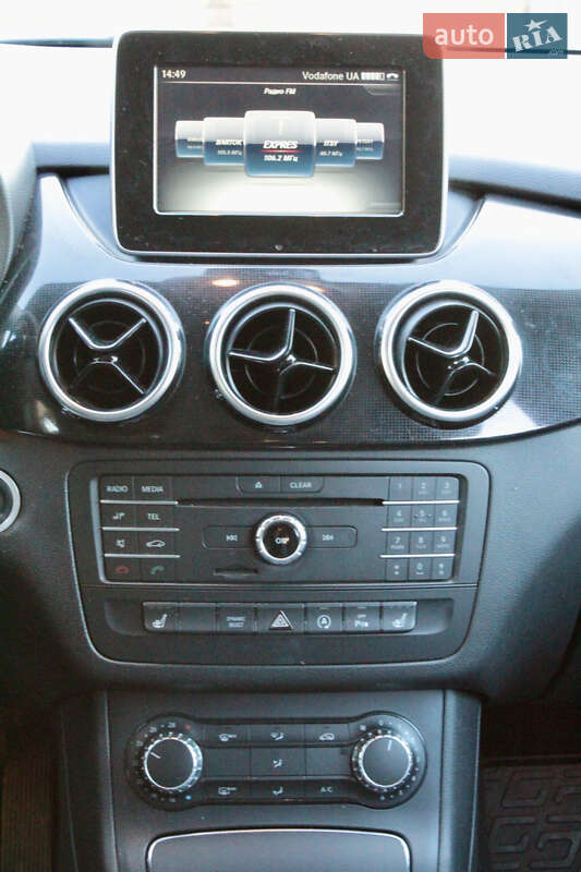 Хэтчбек Mercedes-Benz B-Class 2016 в Виноградове