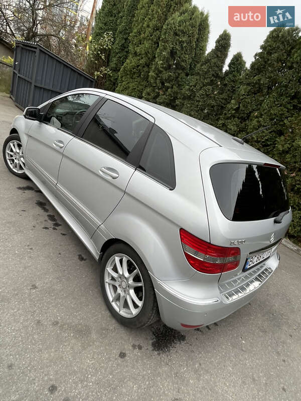 Хетчбек Mercedes-Benz B-Class 2011 в Тернополі фото 4 Хетчбек Mercedes-Benz B-Class 2011 в Тернополі