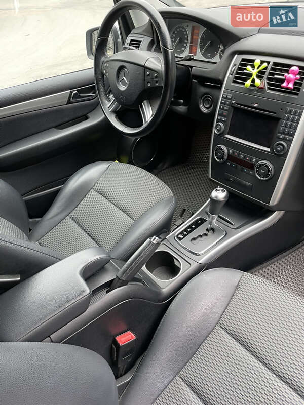 Хетчбек Mercedes-Benz B-Class 2011 в Тернополі фото 11 Хетчбек Mercedes-Benz B-Class 2011 в Тернополі