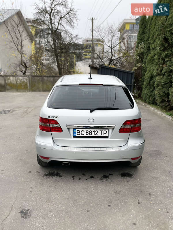 Хетчбек Mercedes-Benz B-Class 2011 в Тернополі фото 22 Хетчбек Mercedes-Benz B-Class 2011 в Тернополі