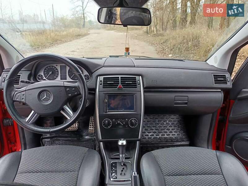 Хэтчбек Mercedes-Benz B-Class 2009 в Киеве