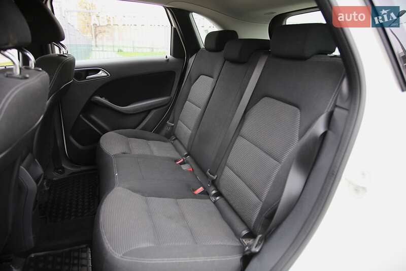 Хэтчбек Mercedes-Benz B-Class 2015 в Харькове