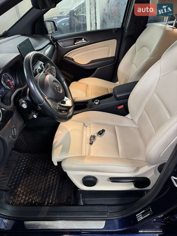 Хетчбек Mercedes-Benz B-Class 2017 в Луцьку