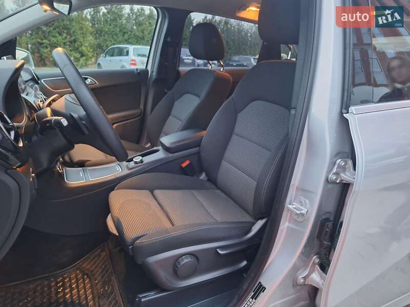 Хетчбек Mercedes-Benz B-Class 2015 в Городку фото 20 Хетчбек Mercedes-Benz B-Class 2015 в Городку